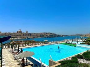 Apartment in Luxury Complex with Amazing Resident's Pool